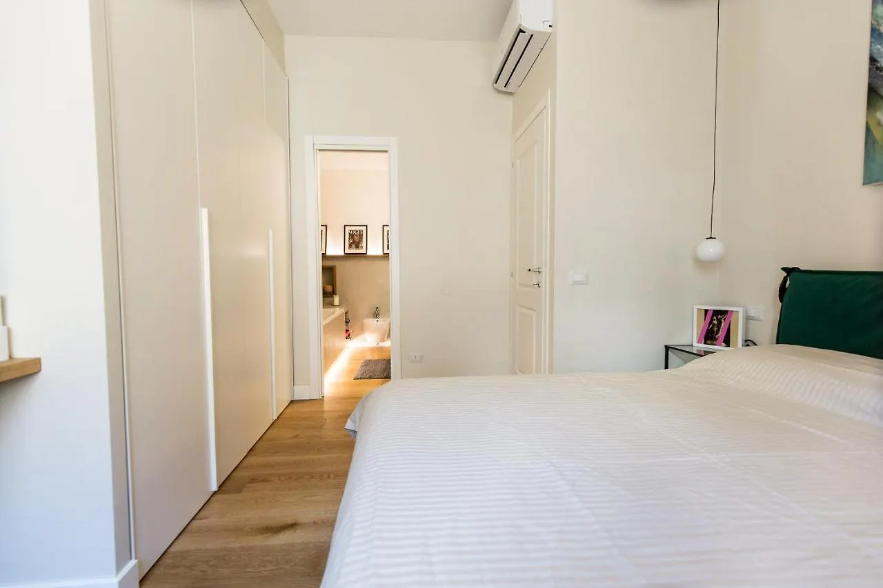 La Dolce Vita - Stylish Flat In Trastevere 100 Sqm Apartment Rome Italy