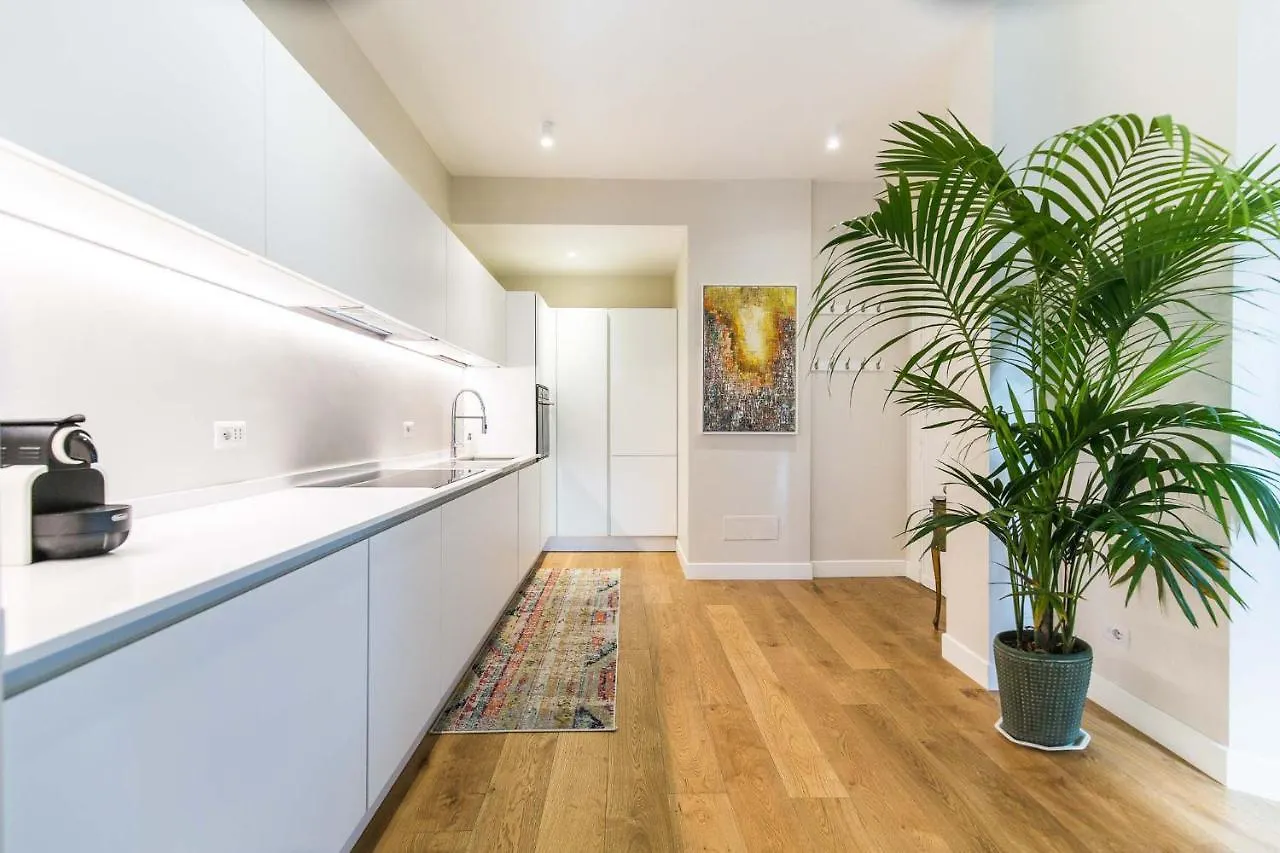 La Dolce Vita - Stylish Flat In Trastevere 100 Sqm Apartment Rome