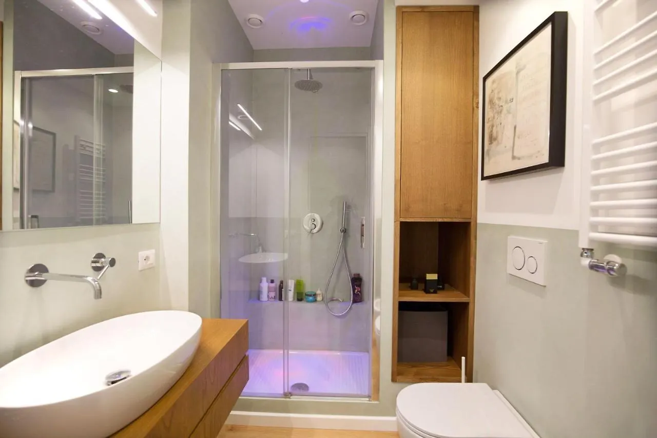 La Dolce Vita - Stylish Flat In Trastevere 100 Sqm Apartment Rome Italy
