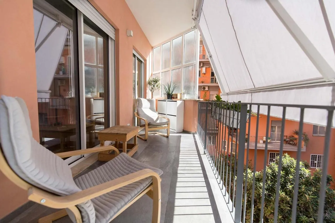 La Dolce Vita - Stylish Flat In Trastevere 100 Sqm Apartment Rome