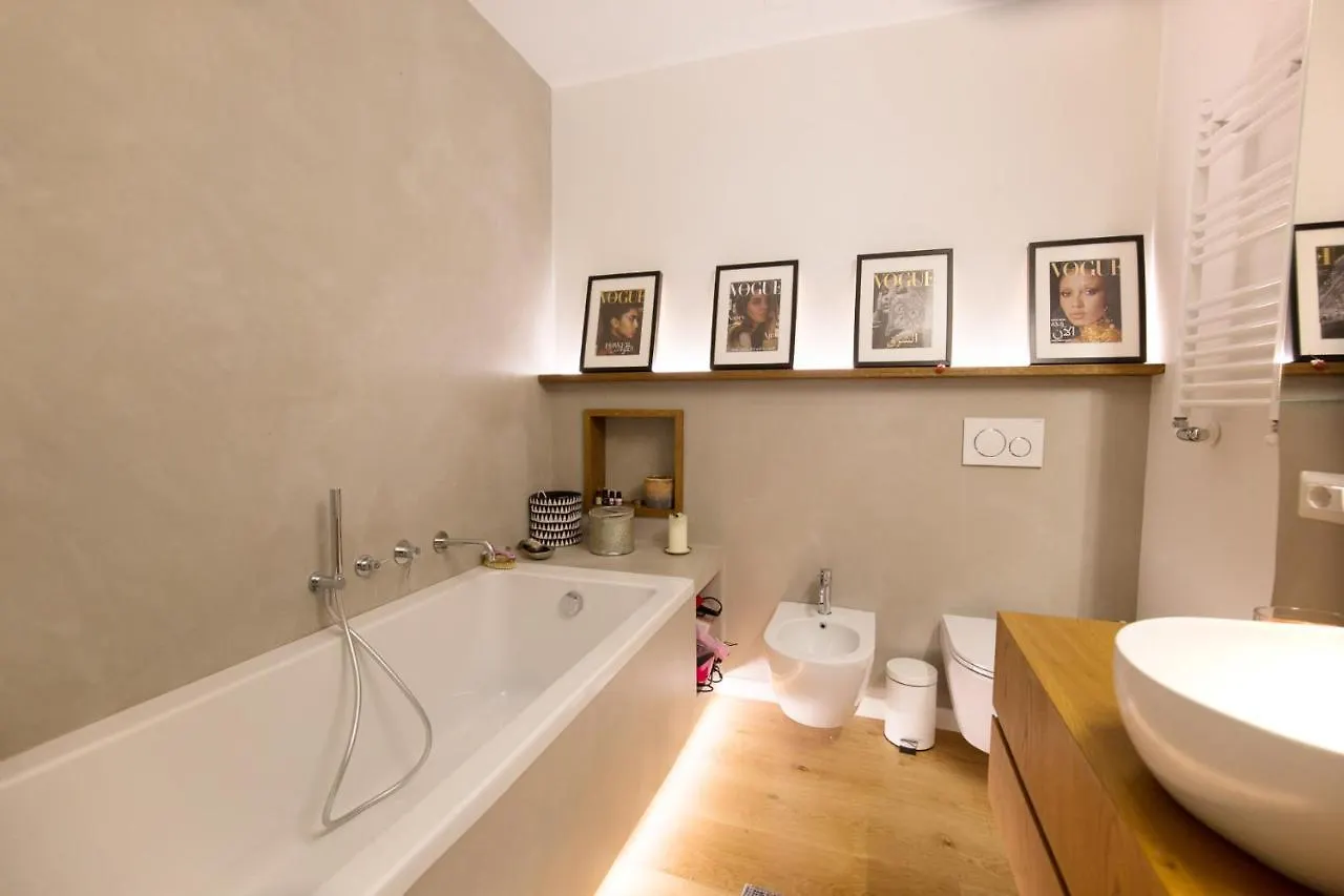La Dolce Vita - Stylish Flat In Trastevere 100 Sqm Apartment Rome Italy